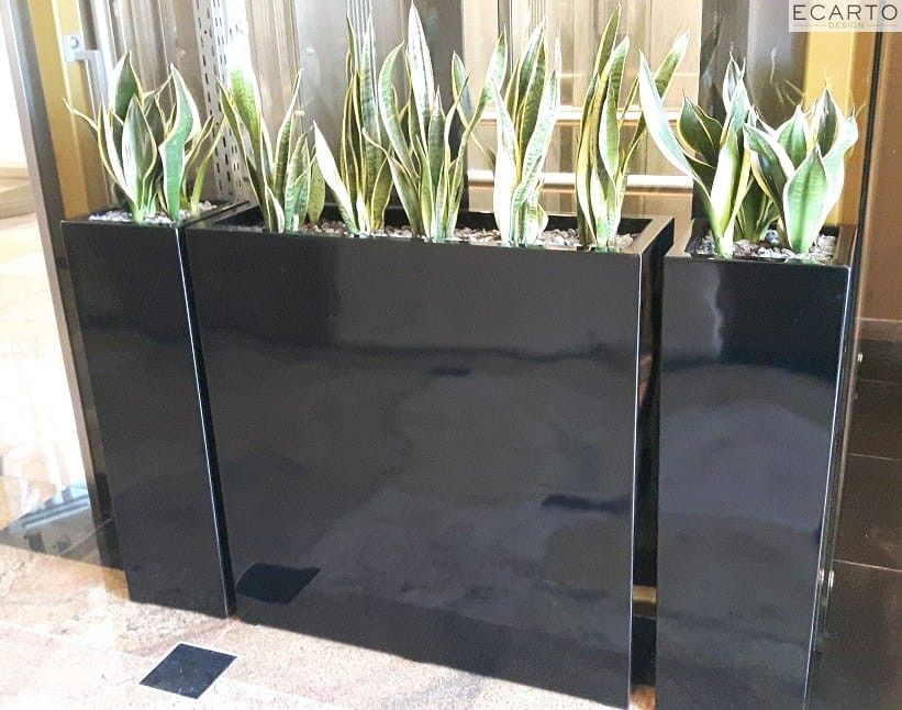 Donica CUBO ALTA 28X28X75 CZARNY POŁYSK