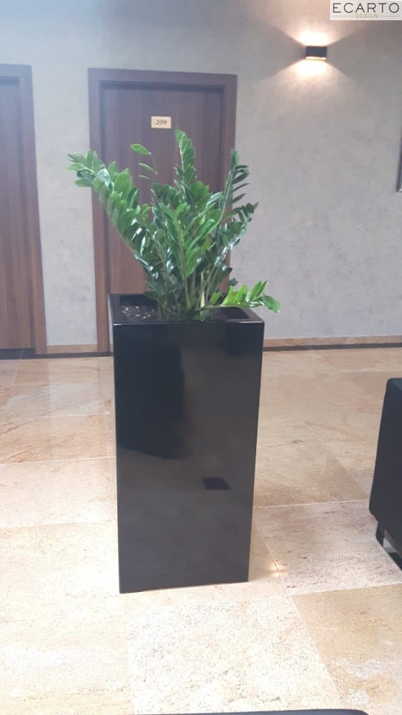 Donica  CUBO ALTA 50X50X80 CZARNY POŁYSK 
