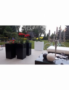 Donica CUBO ALTA 28X28X60 CZARNY POŁYSK 