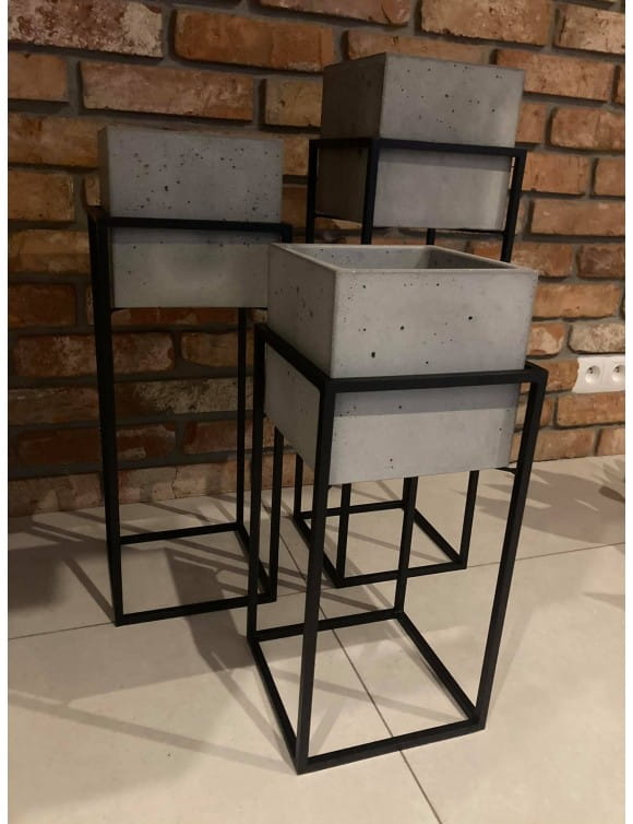 Stojak Loft Z Donicą Betonową Wysokość 70cm