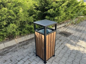 Kosz do parku kwadrat z uchylnym daszkiem 65 l